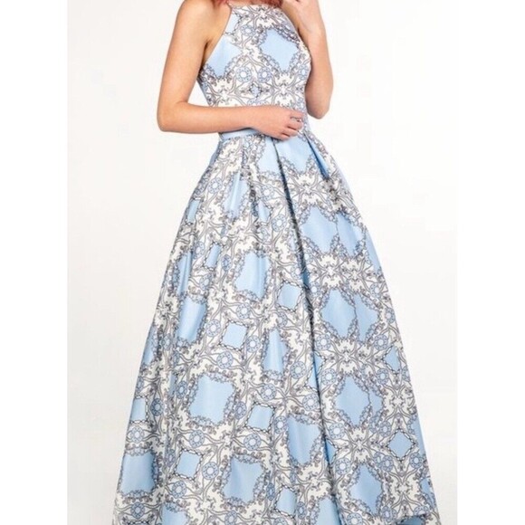 Camille La Vie Formal Blue Pattern Corset Back prom dress Size 2 Pockets Train - Picture 1 of 8